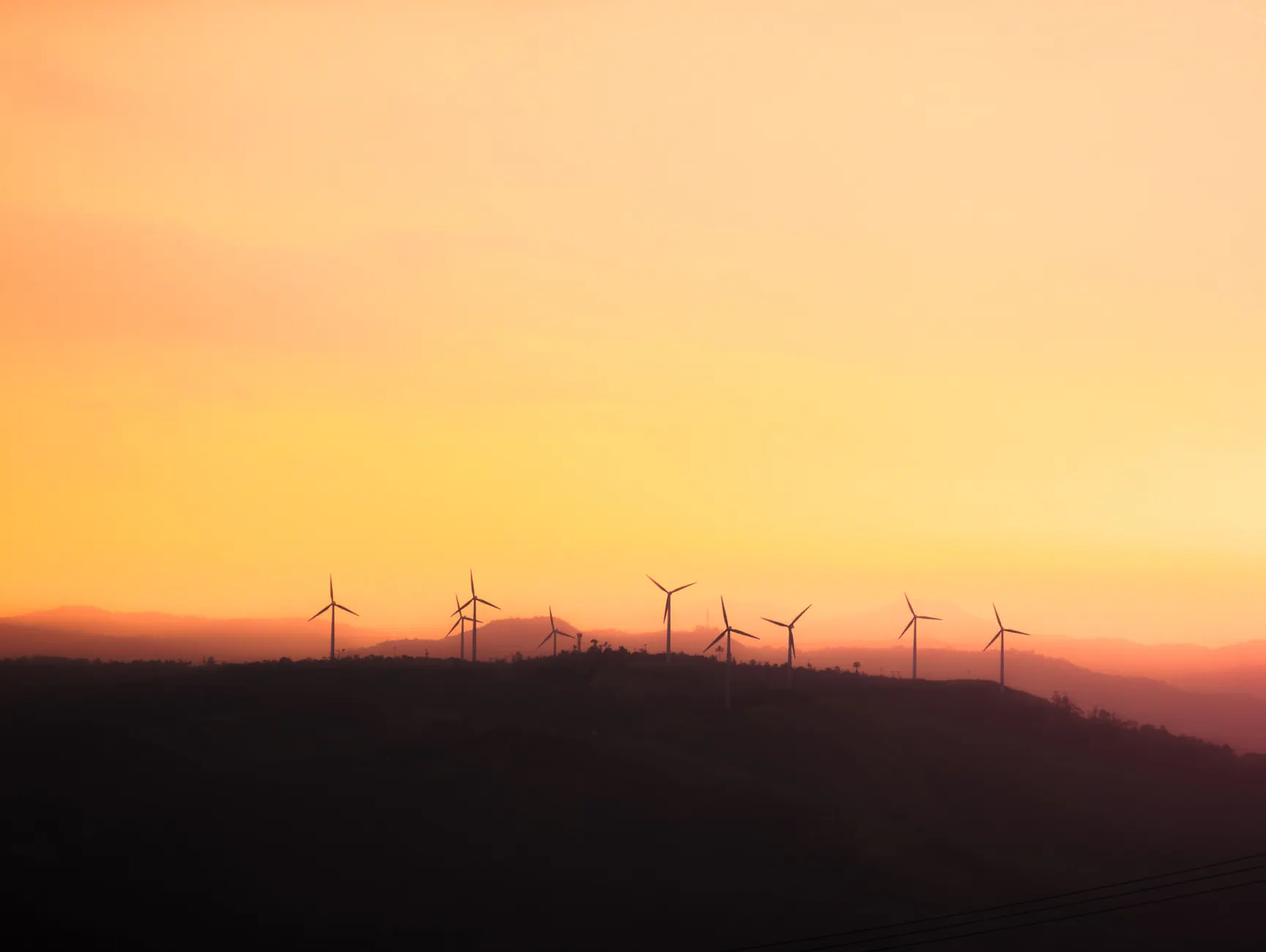 Offene Solarparks und Windanlagen: Warum Betreiber jetzt IT-Sicherheit priorisieren müssen